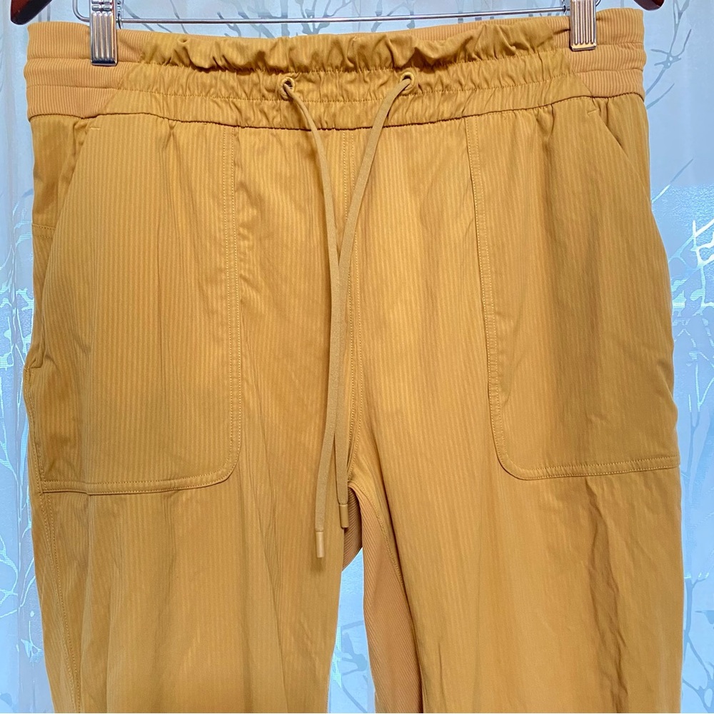 Lululemon gold buff golden yellow beyond the studio slim fit pants - Picture 4 of 12